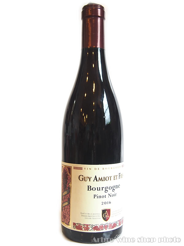 [2016］ブルゴーニュ ピノ ノワール キュヴェ シモーヌ/ギィ・アミヨ・エ・フィス Bourgogne Pinot Noir Cuvee Simone/AMIOT Guy et Fils　赤 750ml