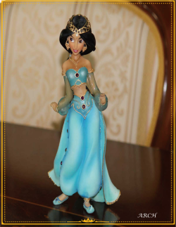 ディズニー フィギュア ジャスミン ディズニープリンセスジャスミンフィギュア