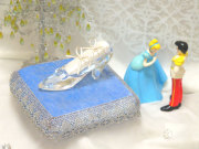 ガラスの靴 オプション　リングピロー＆シャイニーレース台座セット・ベイビーブルー