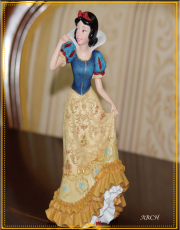 ディズニープリンセス白雪姫フィギュア