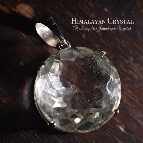 ヒマラヤ産クリアクォーツ・ラウンド型カット ペンダントM