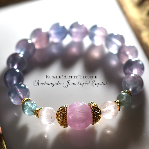 ジュエル・ブレス 「Heart of Spirit」クンツァイト*アパタイト*フローライト（S）