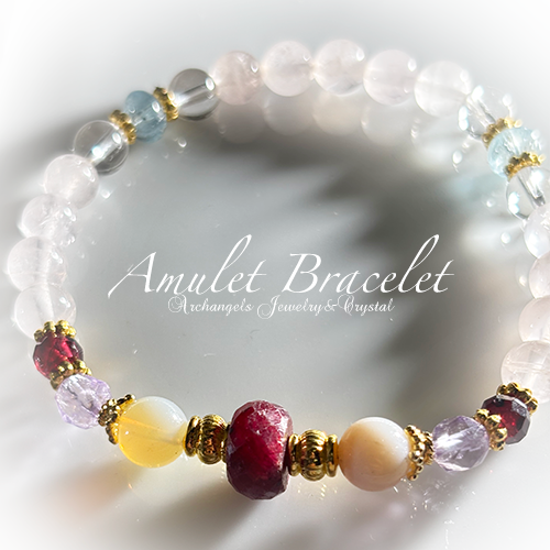Amuletブレス「Passion#2」ルビー*グレーオパール*ラベンダーアメジスト*ガーネット*ローズクォーツ*アクアマリン*水晶