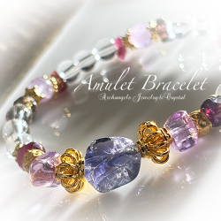 Amuletブレス「Guidance#2」アイオライト*アメジスト*ガーネット*水晶*ピンクトルマリン