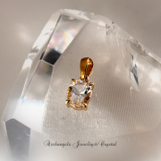 [Attunement] アフガニスタン産 ポルーサイト 0.61ct  18Kペンダント