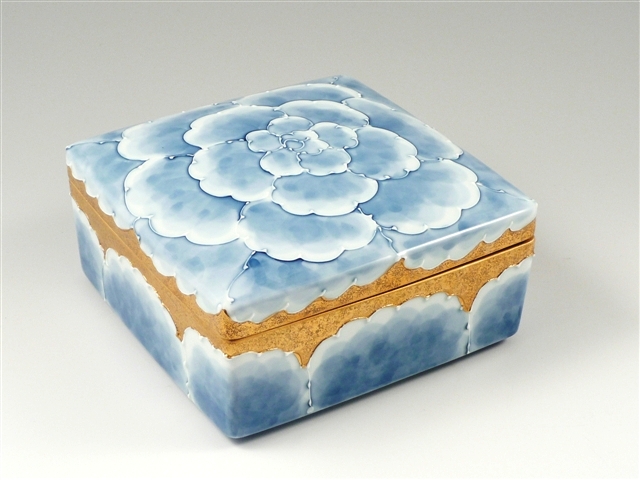 金牡丹正角　４寸蓋物