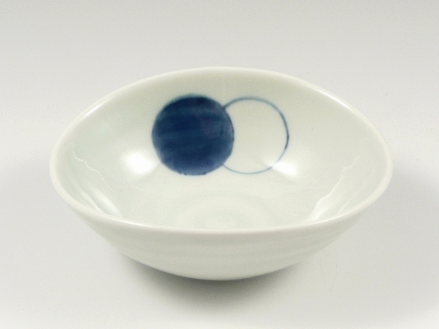 重ね丸紋変型　小鉢