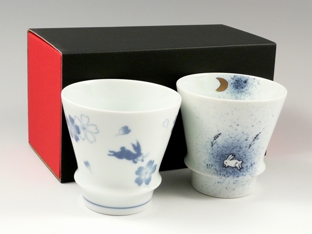 【有田焼 匠の蔵】 花うさぎ・月とうさぎ　ペア至高の焼酎グラス