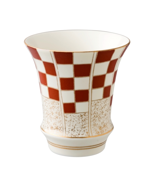 【有田焼 匠の蔵】祝い市松・赤（反）　SAKE GLASS
