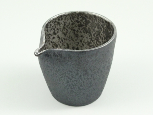 晶掛分内銀塗　突立片口注器