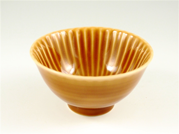 キャメルしのぎ茶碗