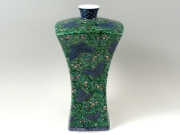 【村上玄輝 作品】緑彩蝶花文　尺角型花瓶