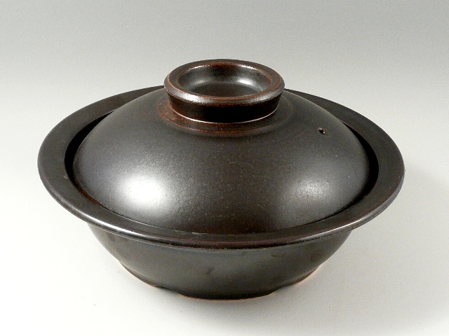 使えば使うほど味わいが出る【安楽窯のIH対応土鍋】│有田焼専門店