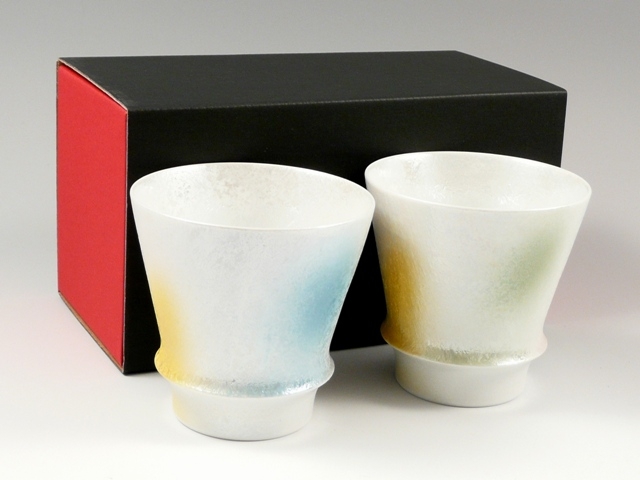 【有田焼 匠の蔵】 三色吹ラスター（青・緑)　ペア至高の焼酎グラス＜オリジナル＞