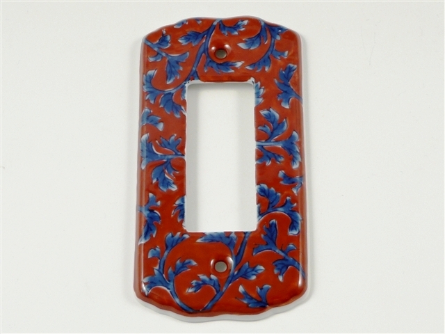 赤濃唐草紋様　スイッチプレート　３穴