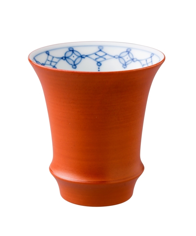 【有田焼 匠の蔵】朱巻瓔珞（反）　SAKE GLASS