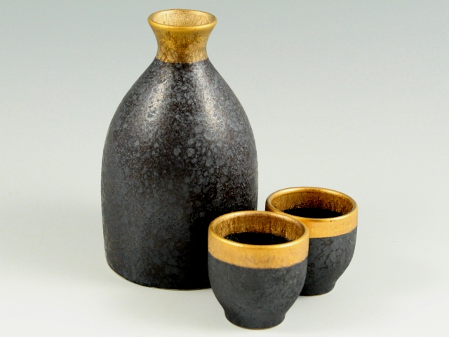 晶渕太金塗　半酒器セット(２合徳利1 グイ呑2)