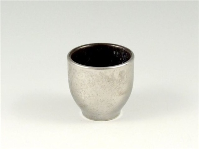 黒柚子銀塗　グイ呑