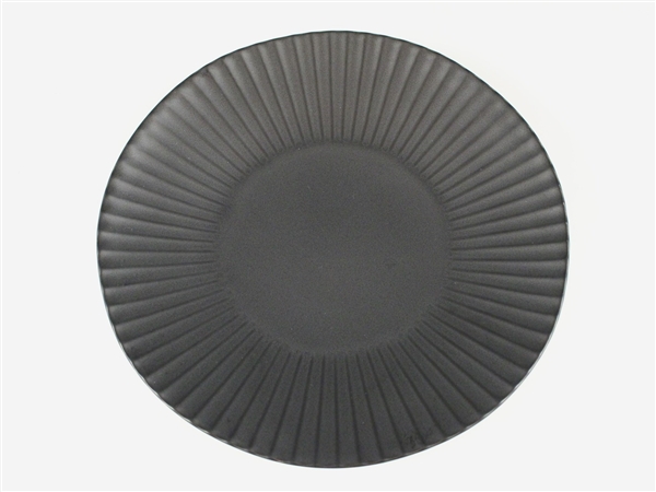 黒マットしのぎ大皿【7寸皿 21cmプレート】