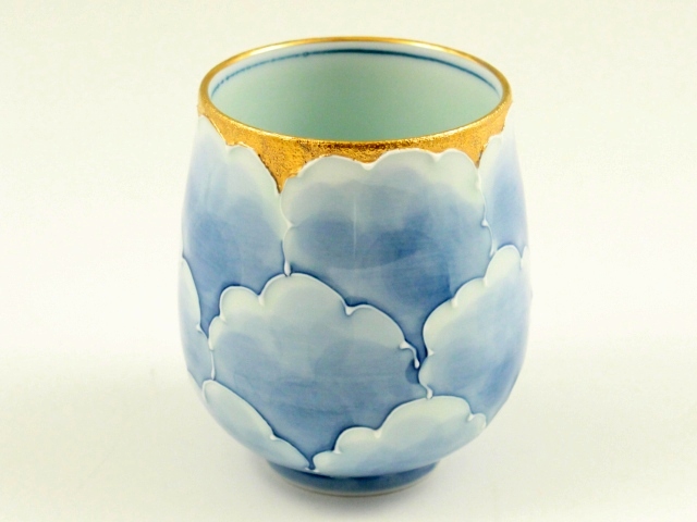 有田焼の茶碗・湯呑でプチ贅沢を！【有田焼 三光堂】