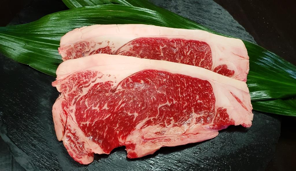 草地和牛［褐毛和種］ ステーキ <サーロイン> 2枚入り