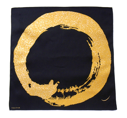 【数量限定入荷】円相ハンカチーフ（伊達三日月）　Handkerchief with Samurai family crest