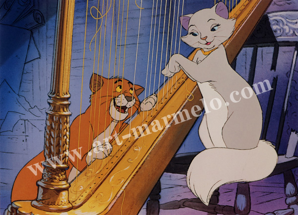 「Duchess Strings O'Malley Along」