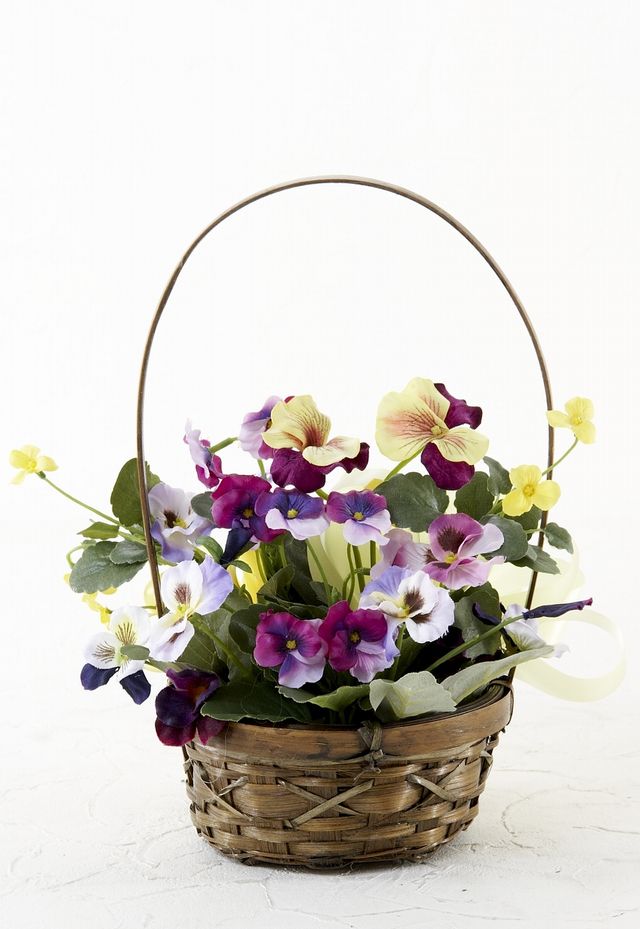 【造花・アーティフィシャルフラワー・カゴアレンジメント】パンジーのミックスカラーバスケットアレンジ