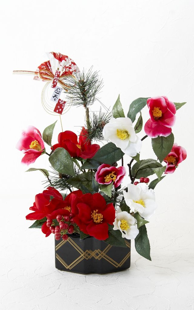 【造花・和モダン・お正月向けアートフラワーアレンジメント】花華