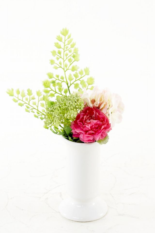 【アーティフィシャルフラワー・造花 お仏壇向けリトル仏花・供花】ラナンキュラス&ハイドレンジアのミニ仏花−1束タイプ