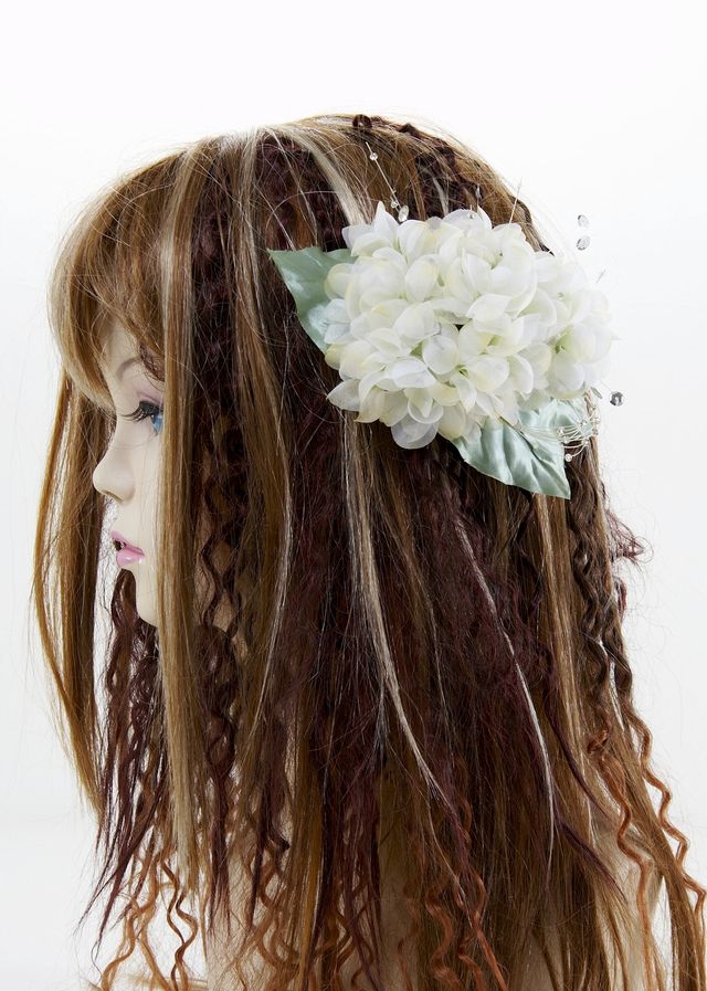 【特価SALE　髪飾り・ヘアアクセサリー】紫陽花−ライムグリーン・バレッタ