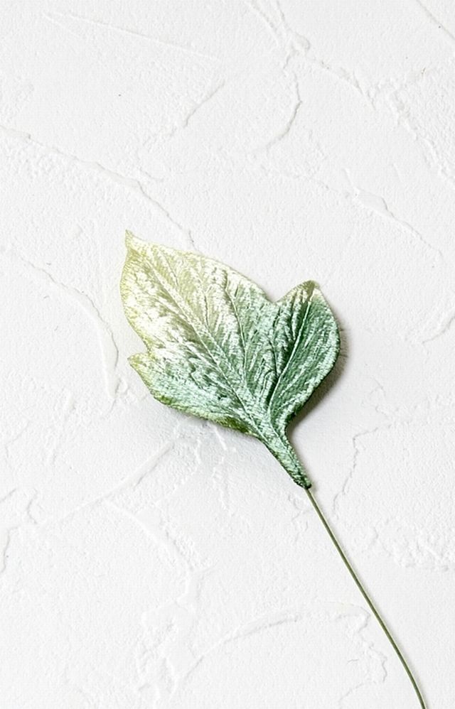 【アートフラワーパーツ・造花・染花・布花】ボタンリーフ（小）