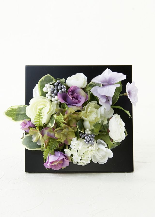 【アーティフィシャル壁掛・造花インテリアフラワー】スクエアフレームアレンジ・ヒラリ−日羅里