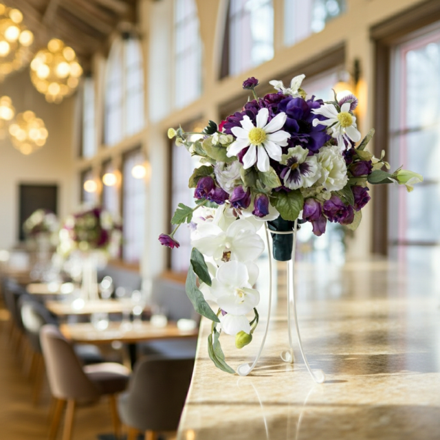 【アーティフィシャルフラワー　インテリアブーケアレンジ】ワイヤースタンドブーケ風アレンジメント/ブーケ・ミラ（スタンド付き）