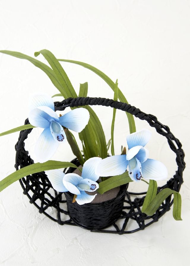 【造花・和風・ジャパニーズモダン】春蘭の和籠アレンジメント