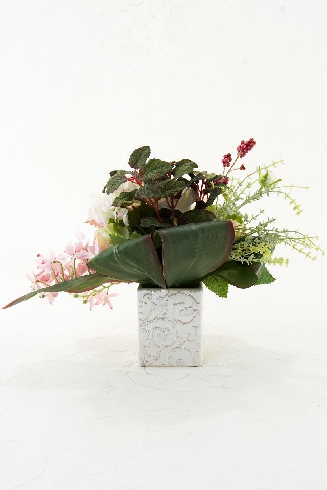 アーティフィシャルフラワー・アートフラワー・造花アレンジメント