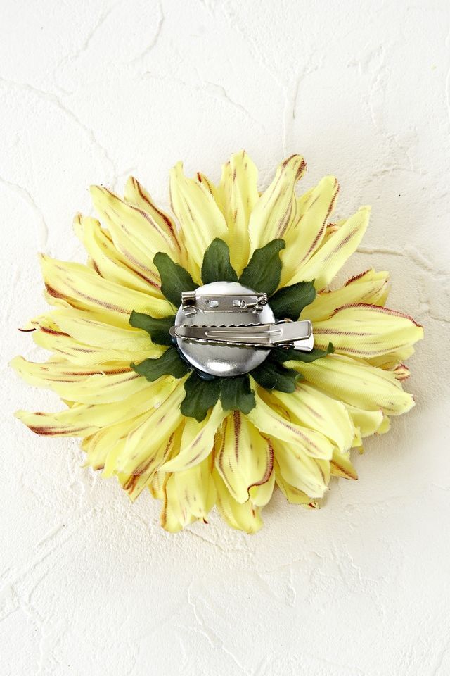 【コサージュ＆髪飾り・2WAYタイプ】スタイリッシュダリア／イエロー
