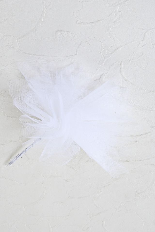 【アートフラワーパーツ・造花・染花・布花】ソフトチュール（小）／ホワイト