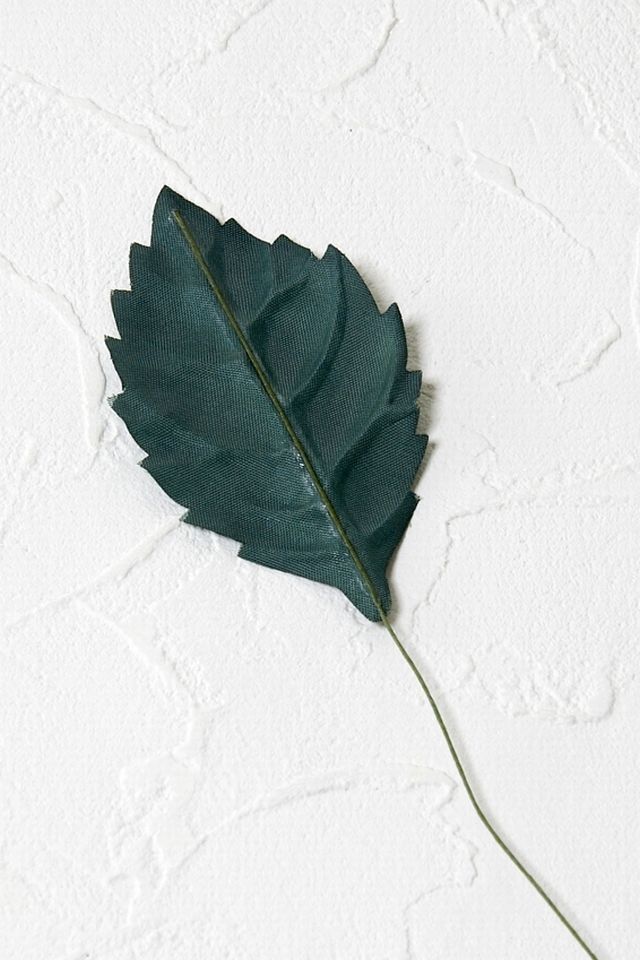 【アートフラワーパーツ・造花・染花・布花】バラリーフ（大）