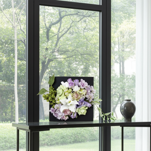 【アーティフィシャル壁掛・造花インテリアフラワー】スクエアフレームアレンジ・シエラ−紫恵蘭