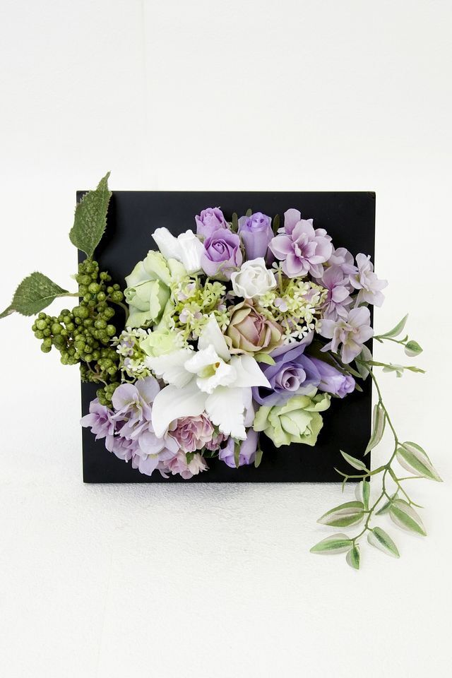 【アーティフィシャル壁掛・造花インテリアフラワー】スクエアフレームアレンジ・シエラ−紫恵蘭