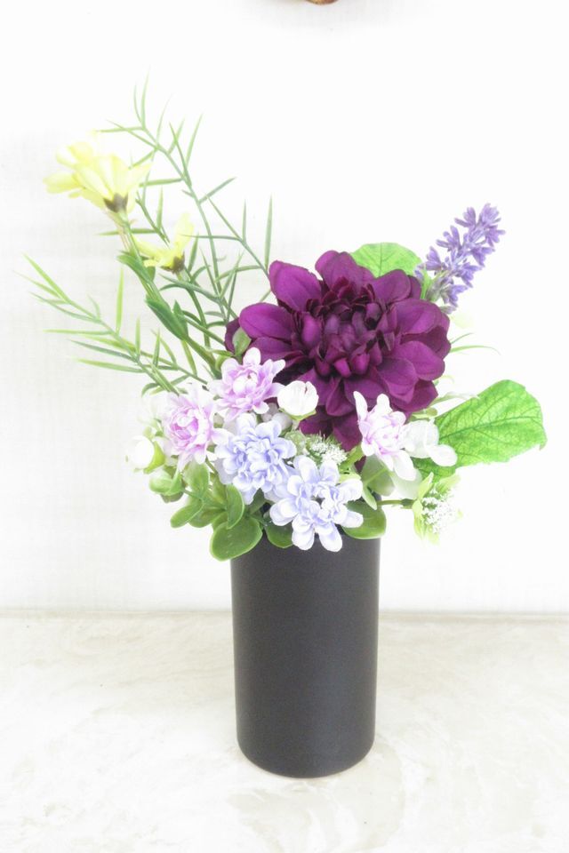 【アーティフィシャルフラワー・造花 お仏壇向けリトル仏花・供花】ラベンダーとダリアのミニ供花−1束タイプ