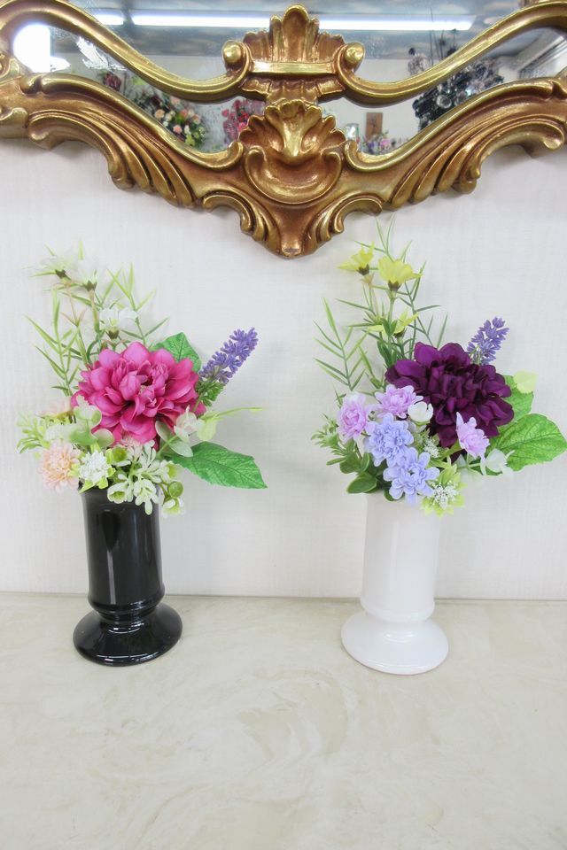 【アーティフィシャルフラワー・造花 お仏壇向けリトル仏花・供花】ラベンダーとダリアのミニ供花－1束タイプ