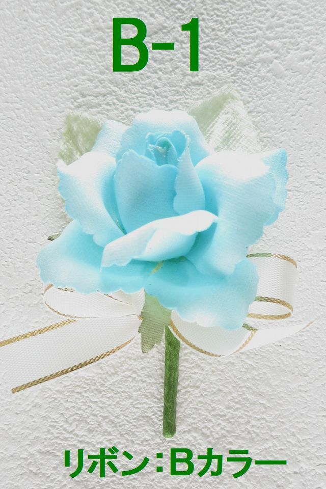 【卒業式・入学式・イベントの胸元に華を添えるコサージュ】ベルベットローズのミニコサージュ