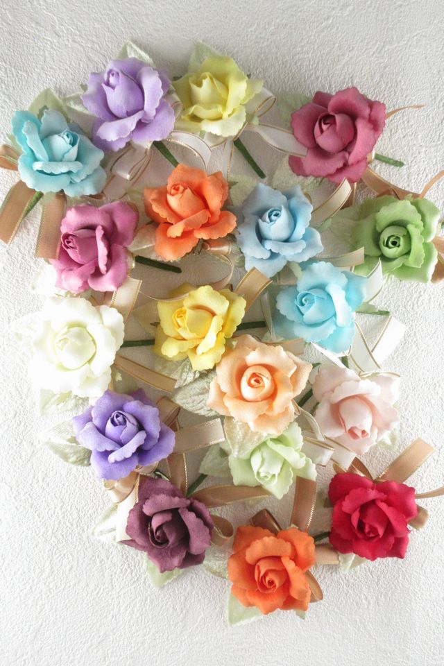 【卒業式・入学式・イベントの胸元に華を添えるコサージュ】ベルベットローズのミニコサージュ