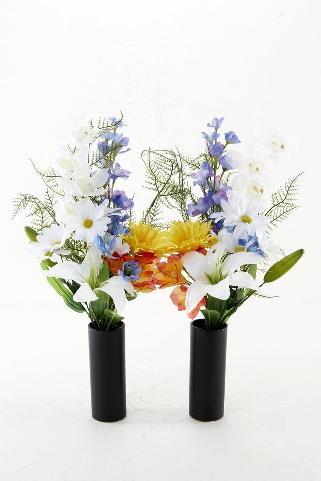造花の仏花 供花 ホワイトカサブランカと菊のサービス白供花 左右１対セット 造花 アートフラワーの通販店 あーとみゆき