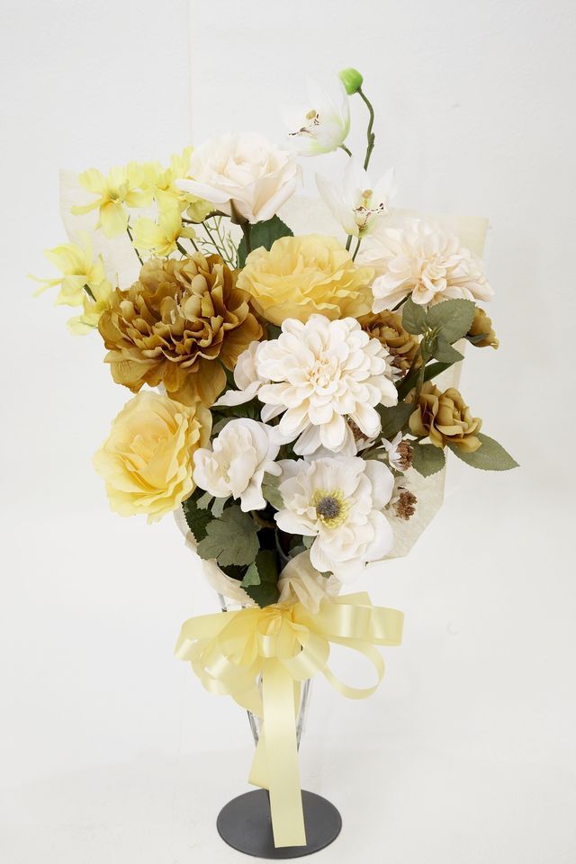 【贈答・贈呈用花束・造花花束・花束ギフト】ピオニーとバラとアネモネのアーティフィシャルフラワーブーケ/シトロンイエロー