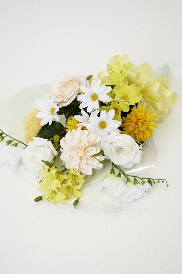 【贈答・贈呈用花束・造花花束・花束ギフト】バラとフリージアとマーガレットのアーティフィシャルフラワーブーケ/ジャンブリアン