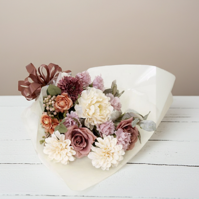【贈答・贈呈用花束・造花花束・花束ギフト】バラとピオニーとカーネーションのアーティフィシャルフラワーブーケ/ダスティーローズ