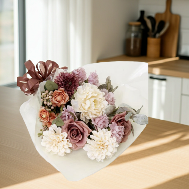 【贈答・贈呈用花束・造花花束・花束ギフト】バラとピオニーとカーネーションのアーティフィシャルフラワーブーケ/ダスティーローズ